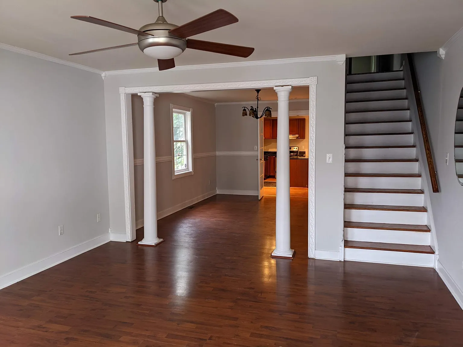 3 bed, 1842 sqft, $2,595 — Photo 3