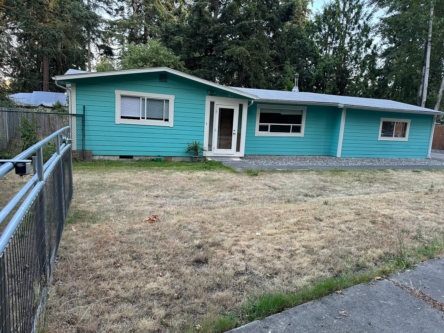 2 bed, 864 sqft, $2,500 — Photo 2