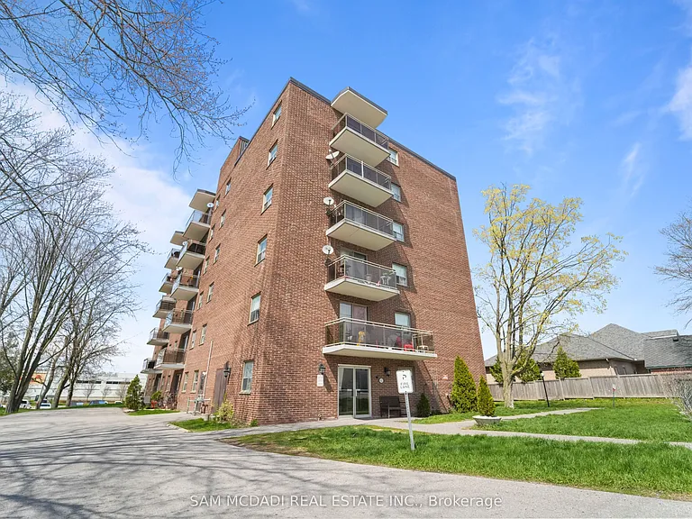 62 Spencer St E #202 — Photo 21