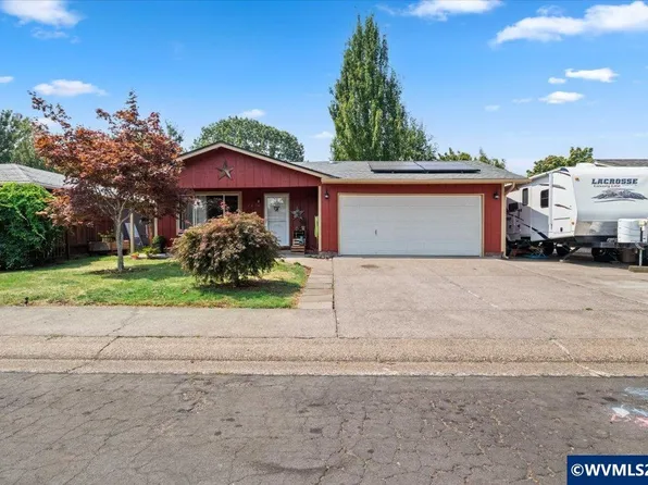 2456 Ermine St SE, Albany, OR 97322
