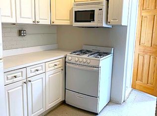 257 W 10th St APT 5W, New York, NY 10014