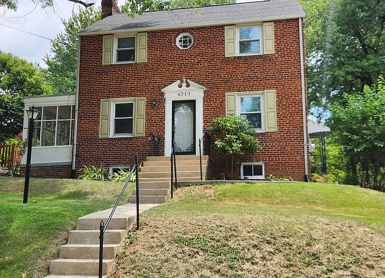 6213 Forest Rd — Photo 1