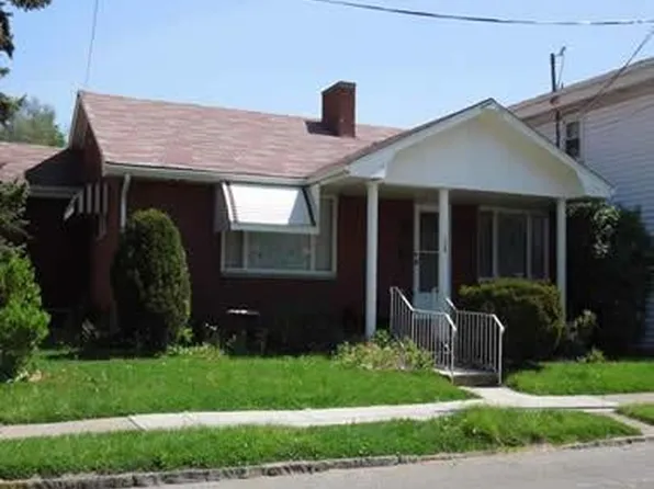 614 2nd St, California, PA 15419