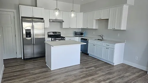 Floor plan 204