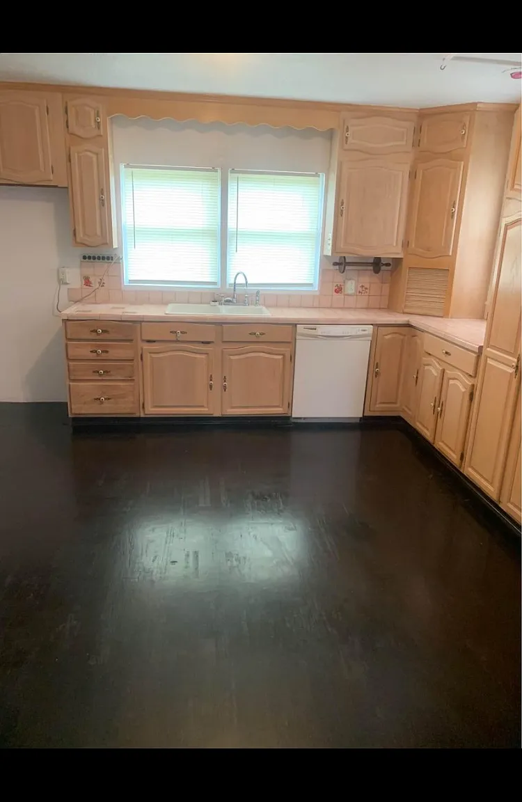 2 bed, 1200 sqft, $1,200 — Photo 3
