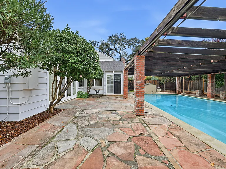 20 Kent Pl — Photo 67