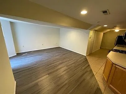 1361 Parkwood Pl NW #B — Photo 5