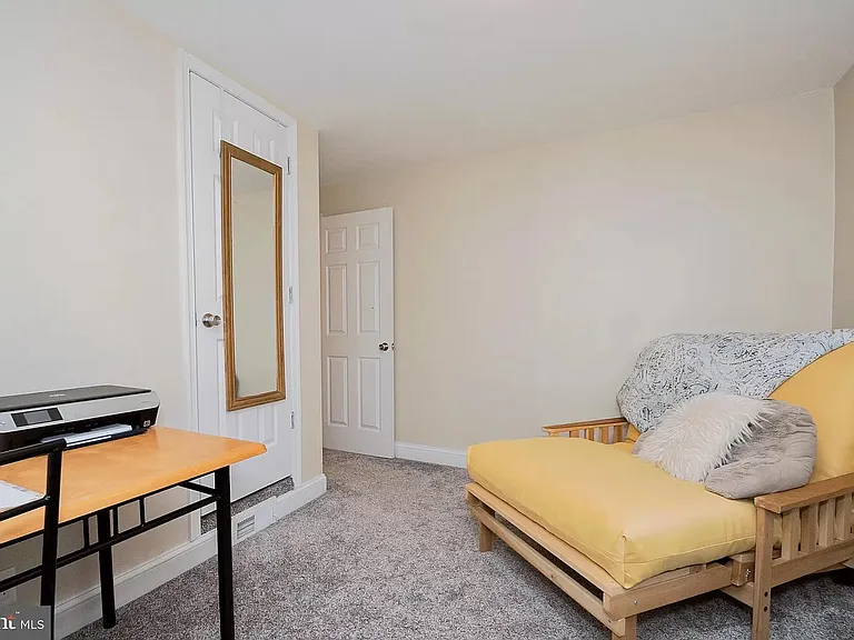 230 Filbert Ave — Photo 26