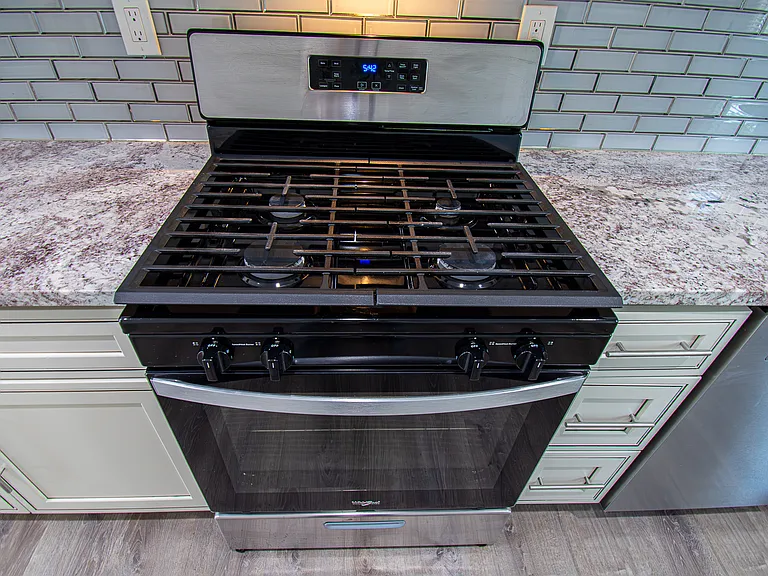 710 Leland Ave #2S — Photo 47