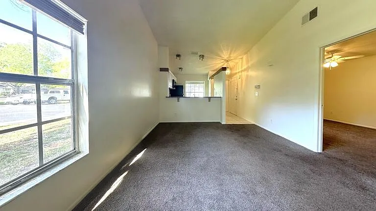 599 Capistrano Ct — Photo 8