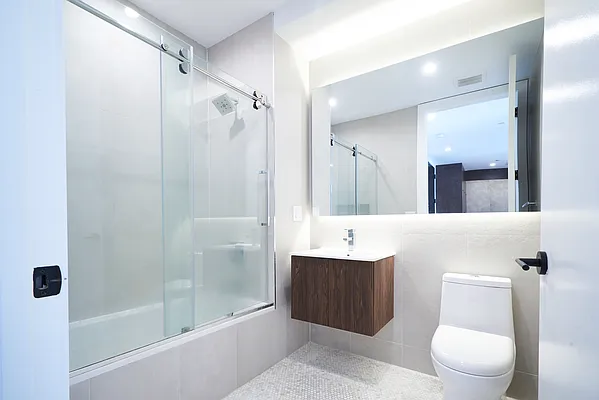 Rented by Lodger Corp | media 83