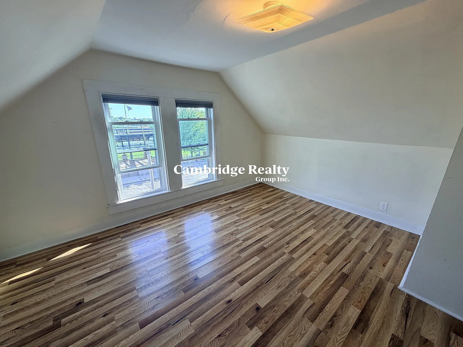 2 bed, 1.0 bath, $2,700 — Photo 2