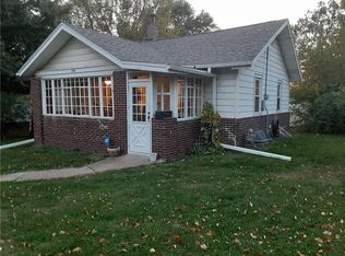 2308 E 8th St, Des Moines, IA 50316