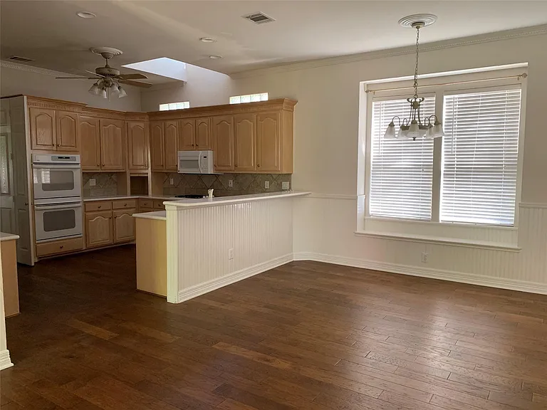 17906 Old Preston Ct — Photo 8