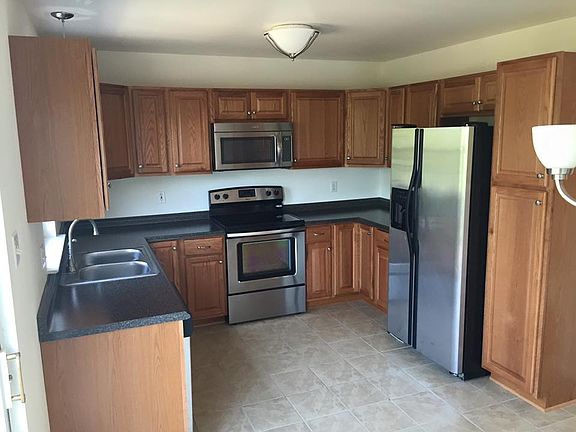2nd image of 315 Cherry St #15