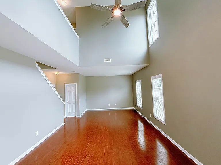225 Arctic Ridge Way — Photo 9