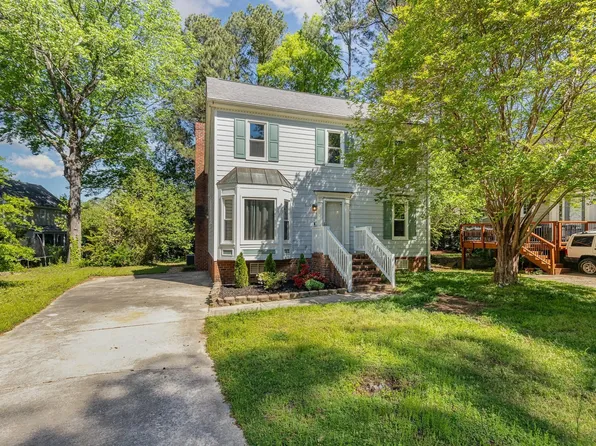 3109 E Folkestone Pl, Raleigh, NC 27604