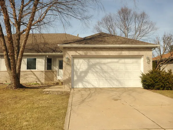 2214 Texas St, Chesterton, IN 46304