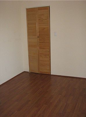 5th image of 3101 Indian Creek Dr APT 200