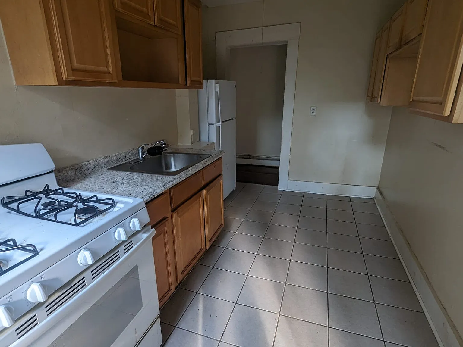 3 bed, $1,475 — Photo 1