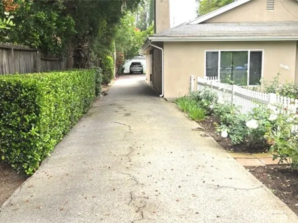 12740 Landale St, Studio City, CA 91604
