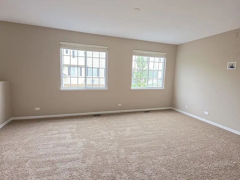 369 Evergreen Cir #369 — Photo 14