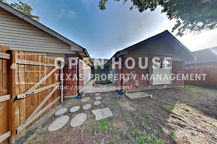 2845 London Ln — Photo 19