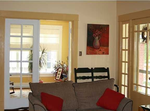 5th image of 2411 Boulevard Napoleon