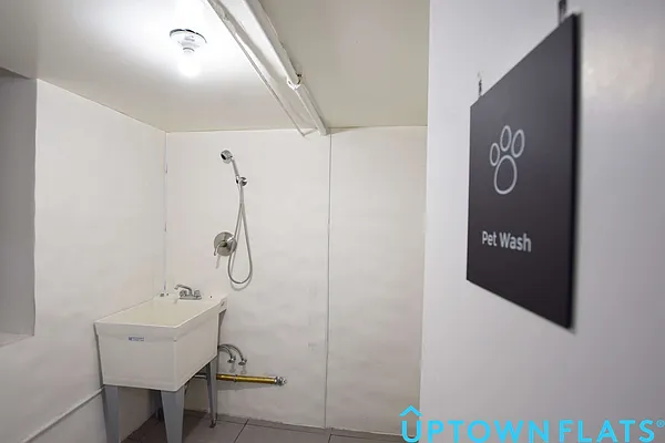 Rented by Uptown Flats LLC | media 7