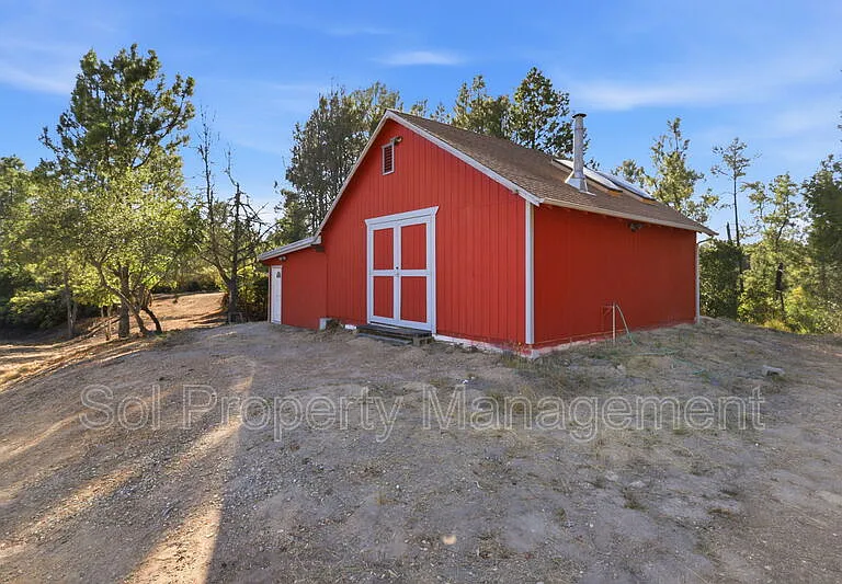 1005 Summit Rd — Photo 23