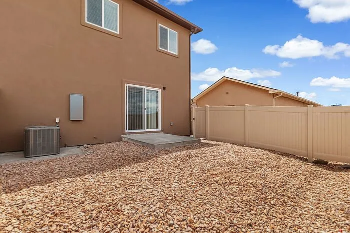 599 Teatro Ct — Photo 20