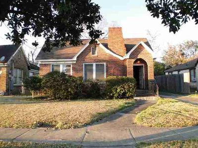 2544 Laurel St, Beaumont, TX, 77702