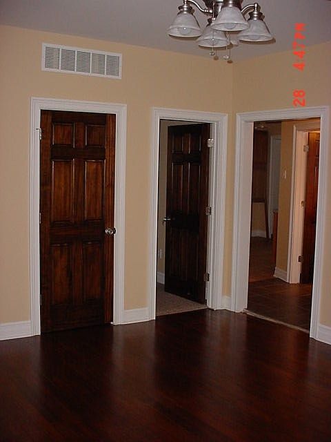 1st image of 406 Kentucky Ct