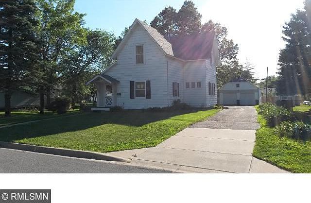 1st image of 320 Cedar St N