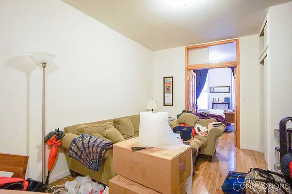 Rented by City Connections Realty | media 3