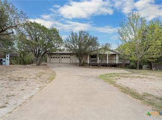 41 Beachcomber Dr, Morgans Pt Resort, TX 76513