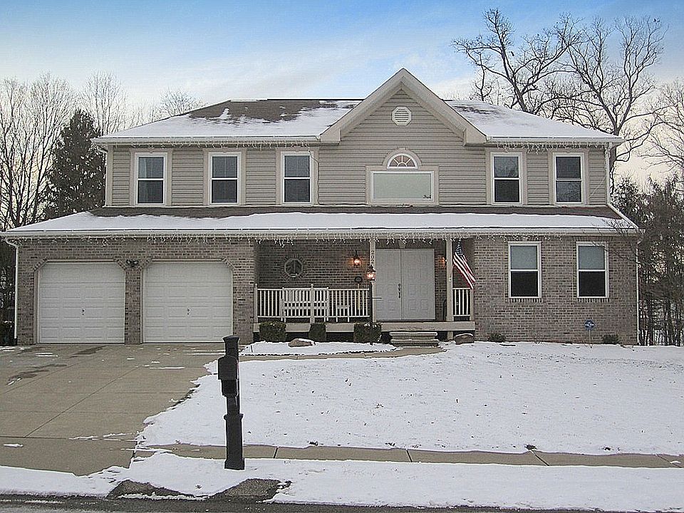 1st image of 202 Royal Oak Ct