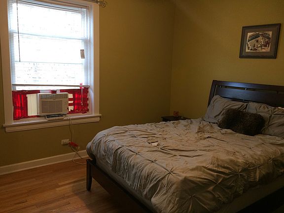 4th image of 1968 W Argyle St APT 3