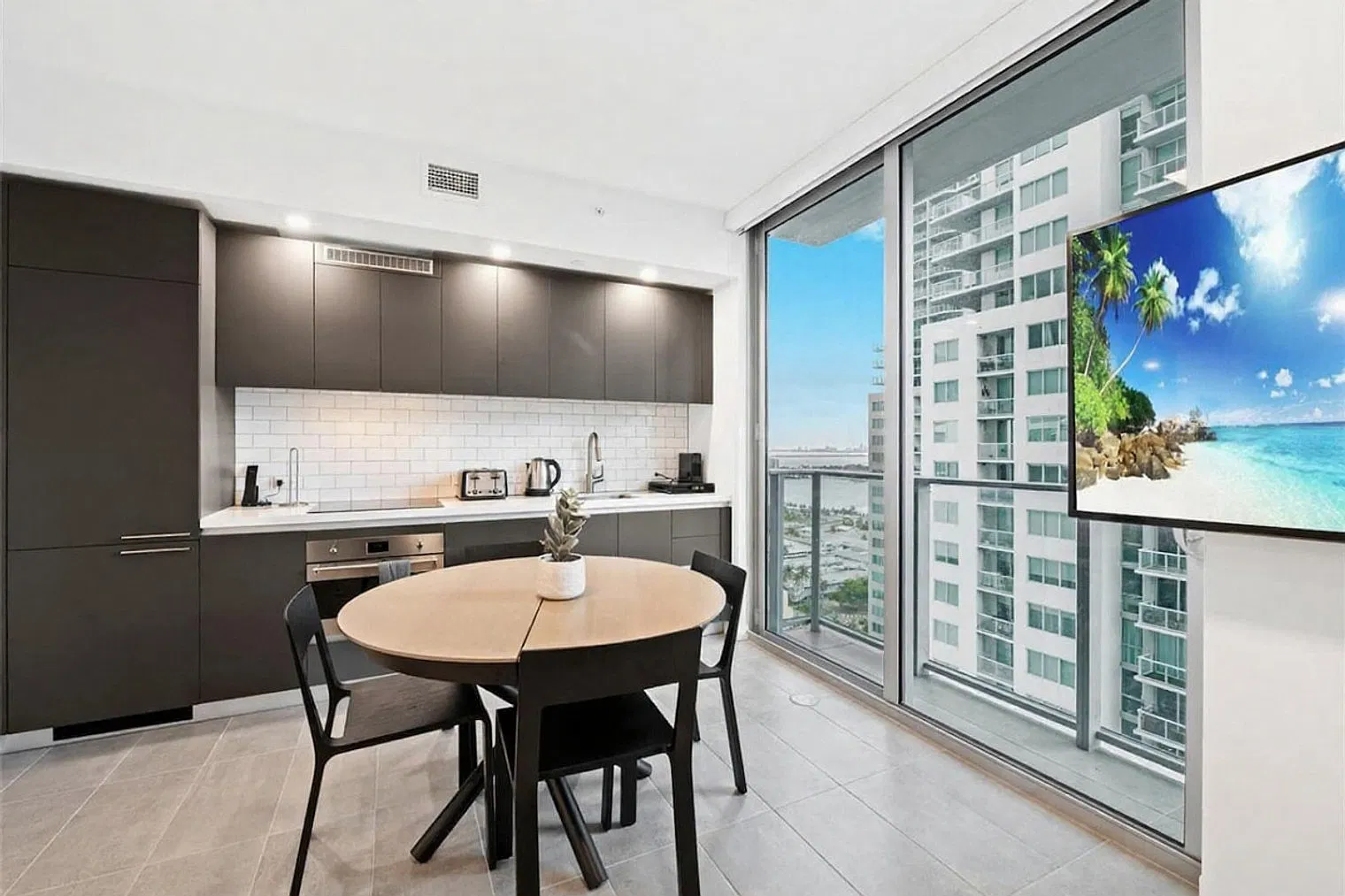 Studio, 1.0 bath, 4843 sqft, $5,435 — Photo 2