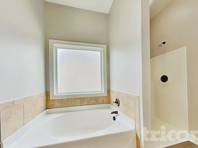 3923 Griese Ln — Photo 11