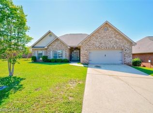 2542 Hedgerow Dr, Mobile, AL 36695