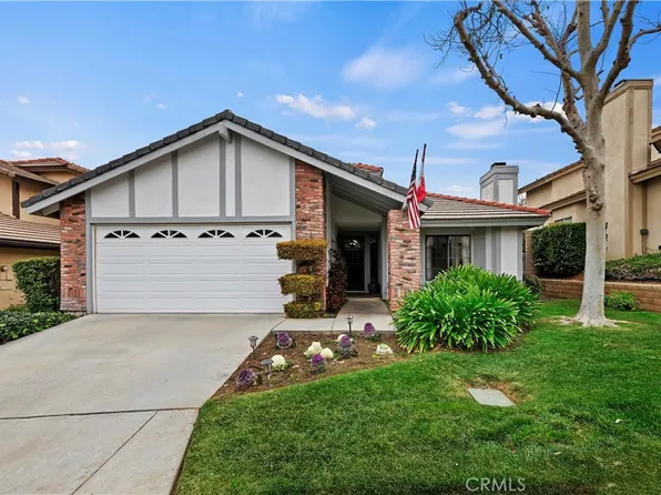 2667 Victoria Park Dr, Riverside, CA 92506