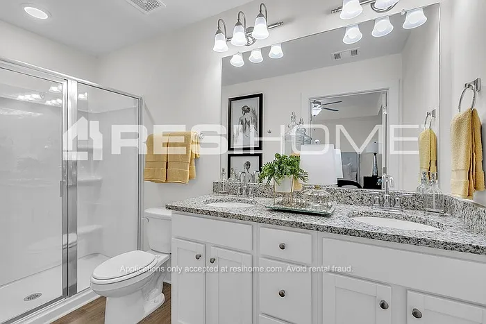 25 Southpoint Dr — Photo 11