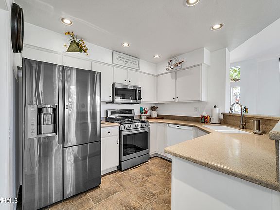 4th image of 14106 W YOSEMITE Drive
