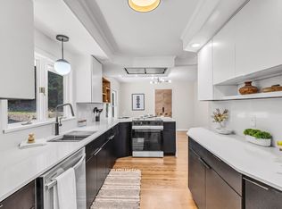 2098 Calkins Rd, Palmer, MA 01069