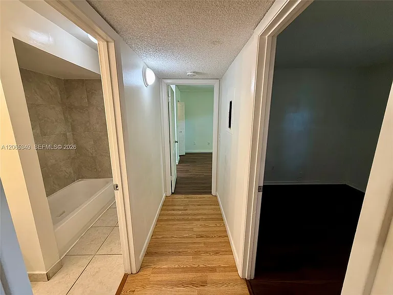 1237 SW 46th Ave #803 — Photo 10