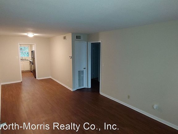 2nd image of 2302 20th Ave APT 8