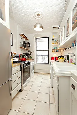 Sold by Brown Harris Stevens | media 24