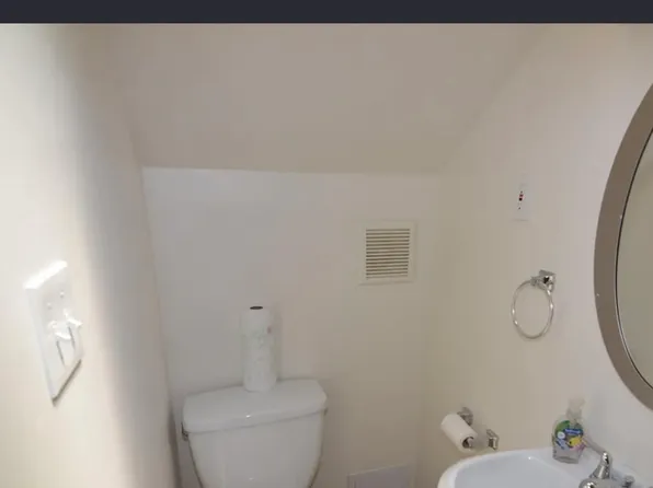 1460 Greendale Rd, Lexington, KY 40511