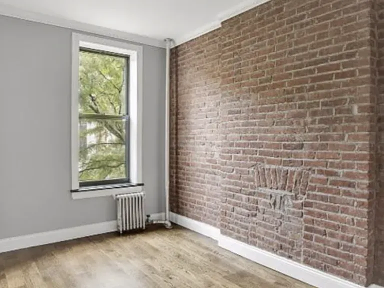 438 W 52nd St #7 — Photo 5